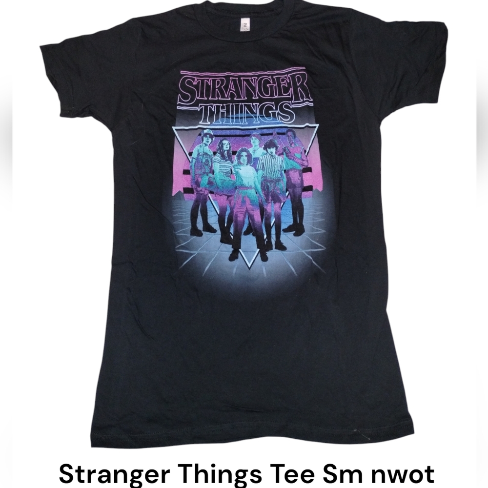 Netflix Stranger Things Tee S nwot black